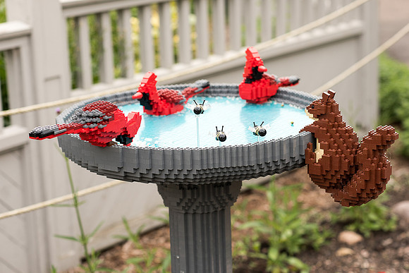Birdbath | Nature Connects: Art with LEGO Bricks