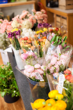 Design a Spring Floral Basket