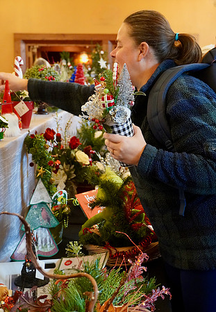 AuxilaryChristmasSale2023_BonnieRonning.1