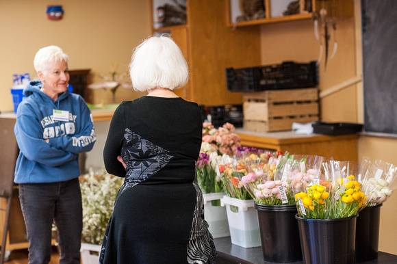 Design a Spring Floral Basket