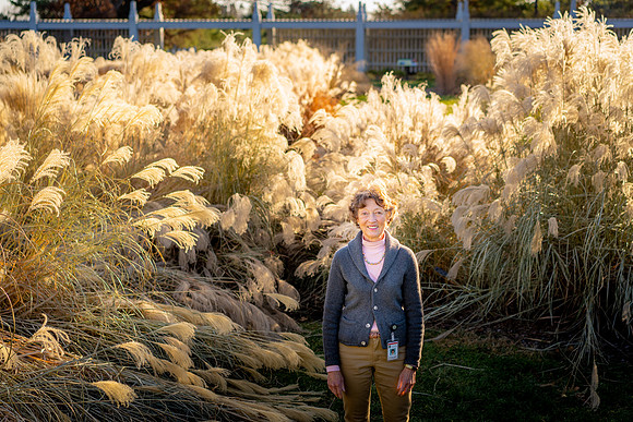 Dr. Mary Meyer